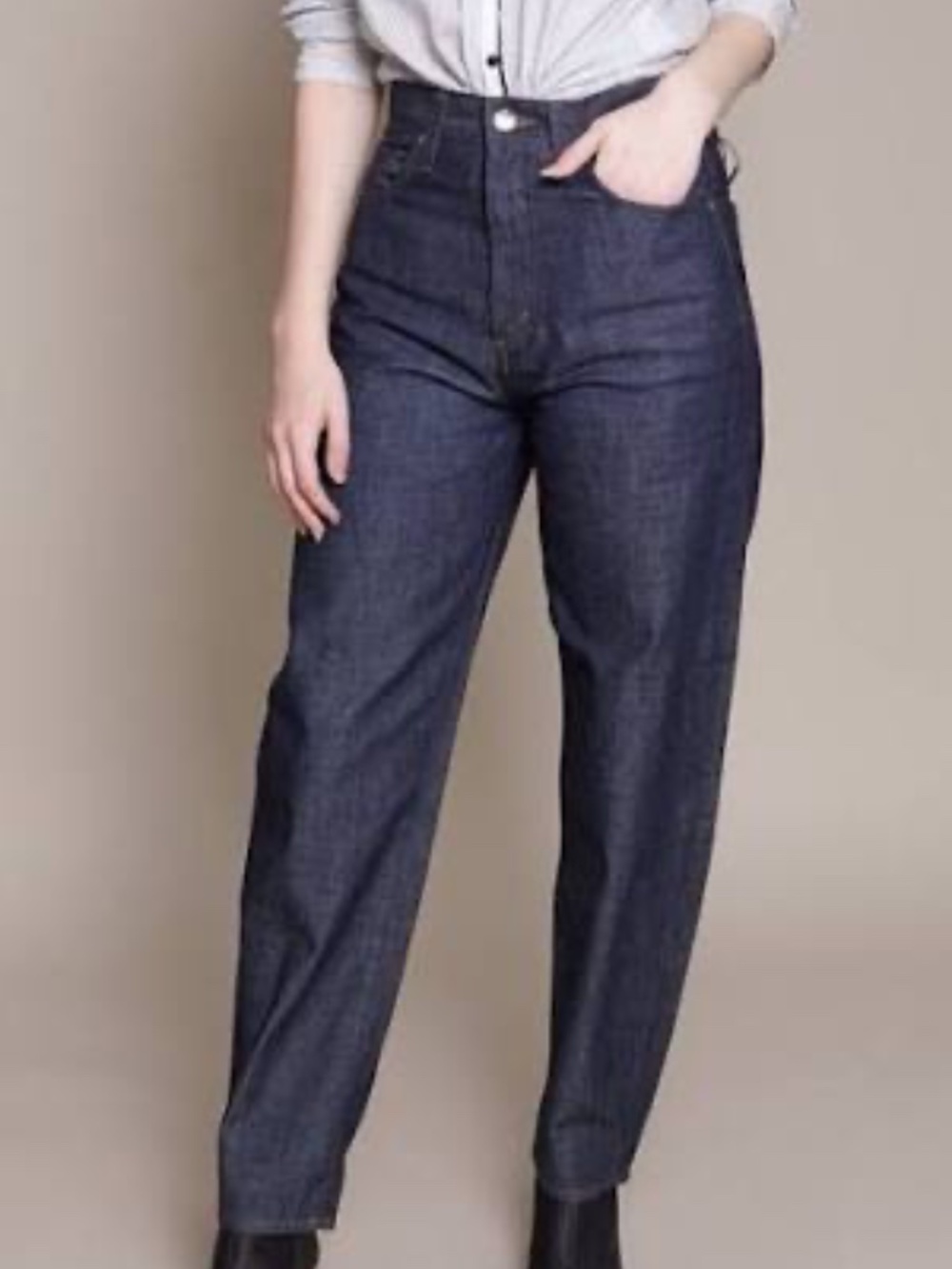 GOLDSIGN High Rise The Curve Jean medium blue wash Sz 25 100% cotton